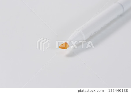 彩色檸檬黃色藝術馬克筆 彩色檸檬黃色藝術馬克筆 132440188