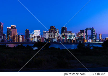 Night view of skyscrapers in Umeda, Osaka and Yodo River 132440384