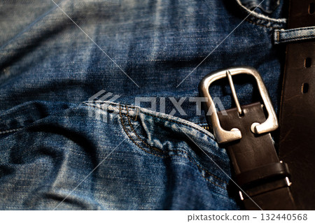 很酷的牛仔褲 132440568