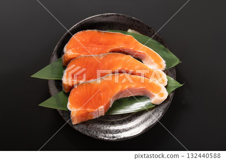 [Chilean Farmed] Coho Salmon Fillet 132440588