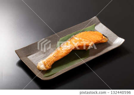 Grilled Coho Salmon (Sprinkled with Salt) 132440596