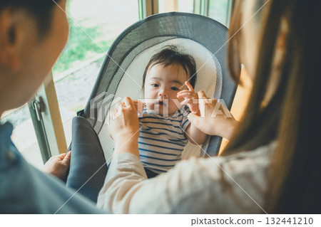 與寶寶玩手部遊戲 132441210