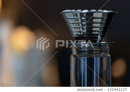 How to brew delicious drip coffee How to brew delicious drip coffee 132441237