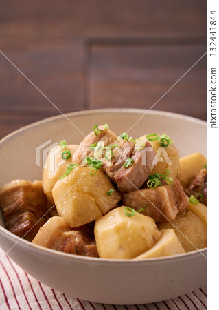 Simmered taro and pork belly | Homemade Japanese main dish 132441844