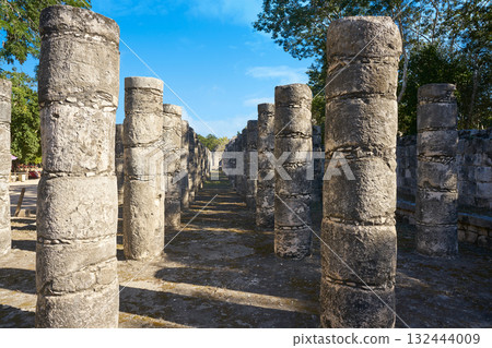 Chichen Itza one thousand columns temple Chichen Itza one thousand columns temple 132444009