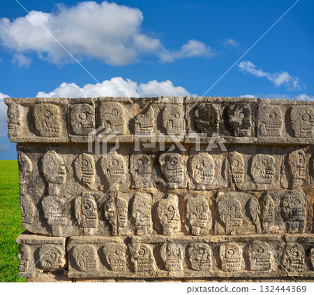 Chichen Itza Tzompantli the Wall of Skulls Chichen Itza Tzompantli the Wall of Skulls 132444369