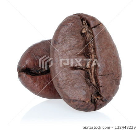 Roasted Coffee Beans in full focus, isolated on transparent background Roasted Coffee Beans in full focus, isolated on transparent background 132448229