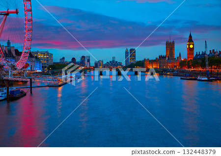 London sunset skyline Bigben and Thames 132448379