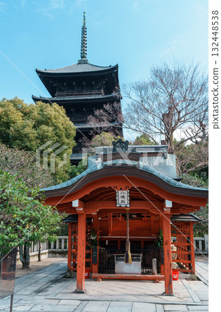 東寺八島社和五重塔 132448538