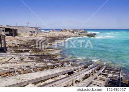 Es calo escalo Formentera north dock wooden rails 132450037