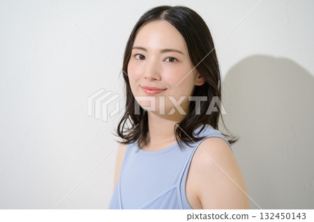 Beauty image of a woman looking at the camera Beauty image of a woman looking at the camera 132450143