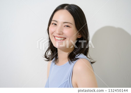 Beauty image of a woman looking at the camera Beauty image of a woman looking at the camera 132450144
