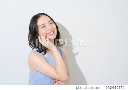 Beauty image of a woman looking at the camera Beauty image of a woman looking at the camera 132450151