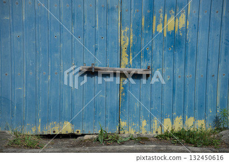 Iron plate double door 132450616