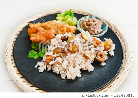 Chestnut rice with red beans Chestnut rice with red beans 132450813