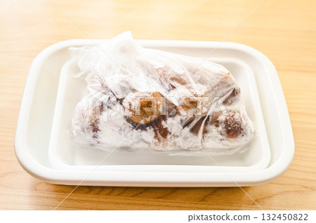 Fresh frozen chestnuts Fresh frozen chestnuts 132450822