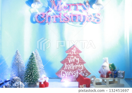 聖誕樹裝飾品 132451697