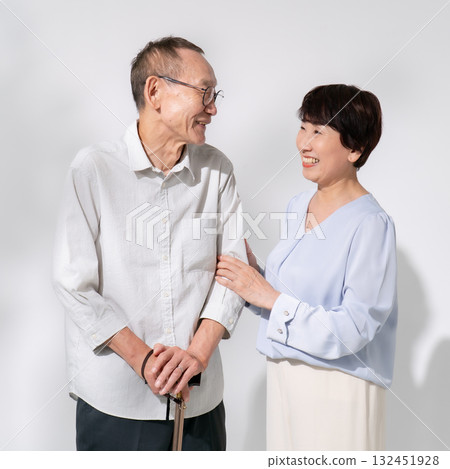老年夫妻肖像手杖 132451928