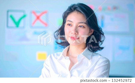 身穿白襯衫的年輕女子的作品集 132452972