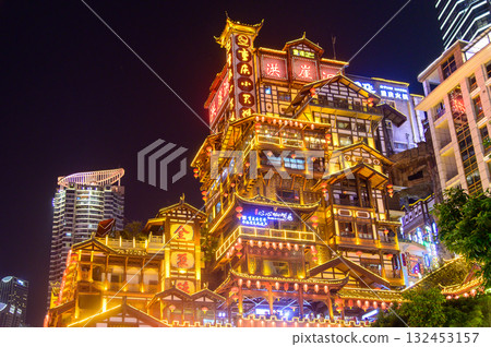 A beautiful night view of Hongyadong in Chongqing, China 132453157