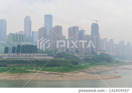 流經中國重慶的長江景色 132454567