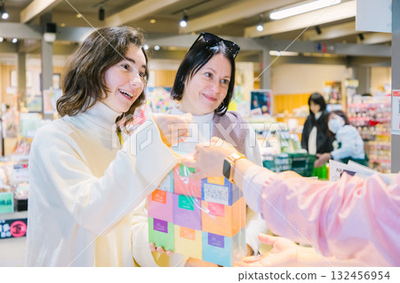 Foreign tourists enjoying shopping 132456954