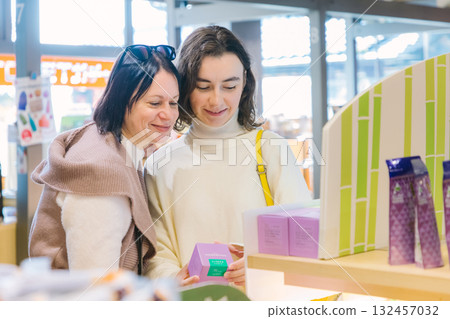 Foreign tourists enjoying shopping 132457032