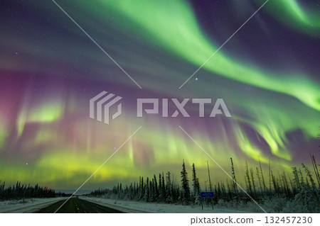 觀賞神秘極光的地方② 132457230