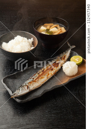 烤秋刀魚套餐 烤秋刀魚套餐 132457340
