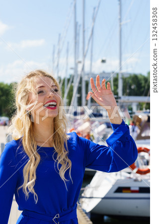 Happy fashion model woman 132458308