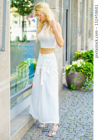 Woman wearing crop top and culottes 132458681