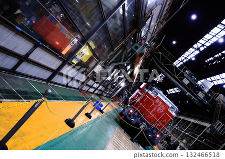 DD51-895靜靜地停在機車棚@秋田綜合車輛中心公眾開放日2025/10/18 132466518