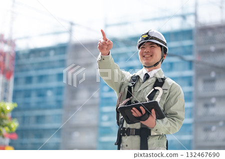 年輕的現場主管 132467690