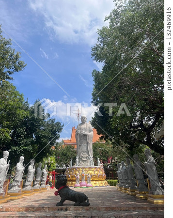 泰國寺廟的戶外景觀 132469916