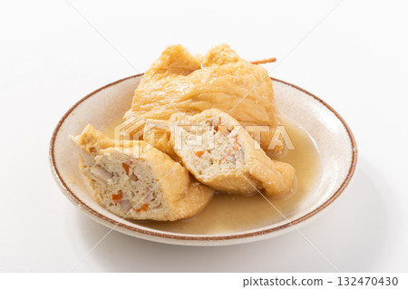 Tofu and vegetable wrapped in deep-fried tofu - Ganmo 132470430