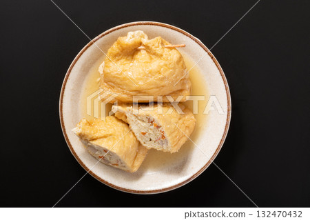 Tofu and vegetable wrapped in deep-fried tofu - Ganmo 132470432