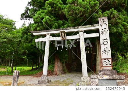 遠野六神西神社 132470943