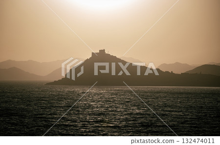 Aerial view of beautiful Yamdrok Yumtso lake in Tibet, China Aerial view of beautiful Yamdrok Yumtso lake in Tibet, China 132474011