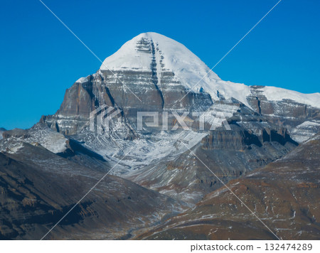 Mount Kailash landscape in tibet, China Mount Kailash landscape in tibet, China 132474289