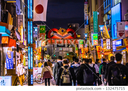 View of the Tokyo cityscape in Japan, including Sugamo Jizo-dori Shopping Street. AED... View of the Tokyo cityscape in Japan, including Sugamo Jizo-dori Shopping Street. AED... 132475715