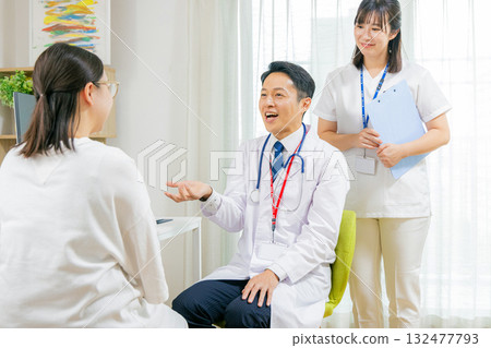 Doctor who consults Doctor who consults 132477793