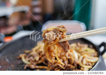 熱氣騰騰的新鮮烤粿條(青森縣) 熱氣騰騰的新鮮烤粿條(青森縣) 132480764