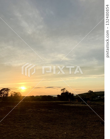 牧場日落 牧場日落 132480854