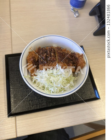 Tonkatsu Katsuya Sauce Katsudon Plum ③ Tonkatsu Katsuya Sauce Katsudon Plum ③ 132481866