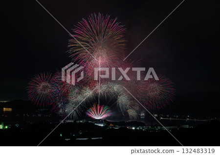 Scenes from the Mikkabi Fireworks Festival in Hamamatsu City (Shizuoka Prefecture) 132483319