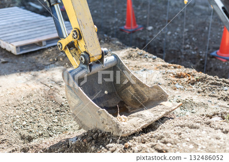 Exterior construction 132486052