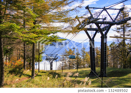 Fujimi Panorama Resort (Nyukasayama) at its best when the autumn leaves are in full bloom Fujimi Panorama Resort (Nyukasayama) at its best when the autumn leaves are in full bloom 132489502