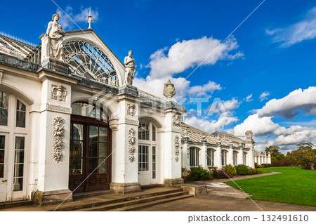Temperate House at Kew Gardens in London Temperate House at Kew Gardens in London 132491610