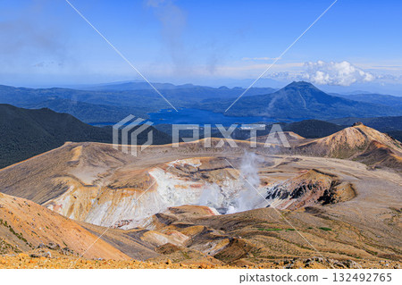 From the summit of Mt. Meakan - A view of Mt. Oakan and Lake Akan From the summit of Mt. Meakan - A view of Mt. Oakan and Lake Akan 132492765