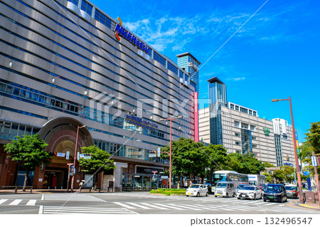 福岡市中央區天神西鐵福岡站渡邊通中央警察局入口十字路口以北福岡三越Solaria Stage 132496547